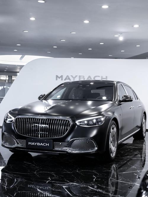 东莞82岚图汽车的售后服务让用户无忧出行，迈巴赫未来的豪华车趋势