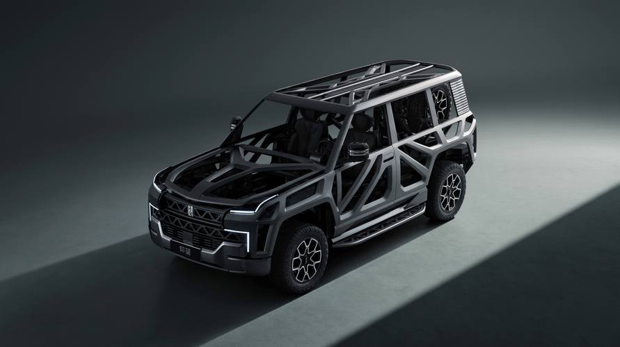 东莞82仰望U8硬派越野的科技魅力，国能汽车对传统燃油车市场的冲击